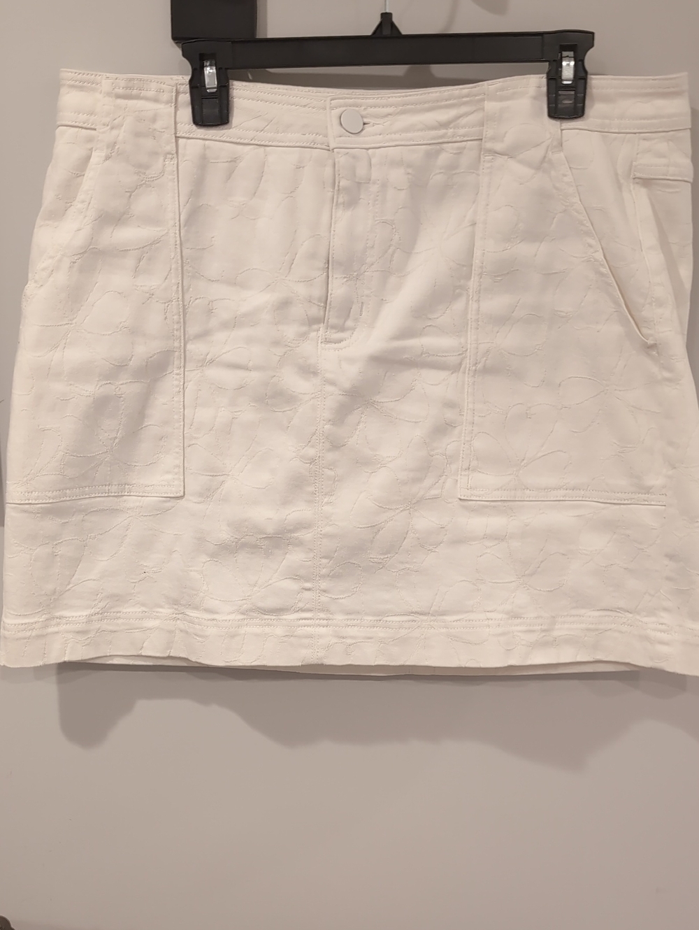 Tribal Jeans Audrey Embroidered White Skort 14 euc